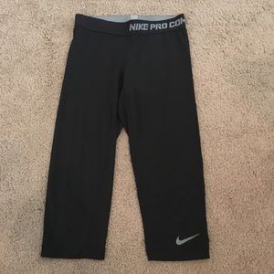 Nike capris